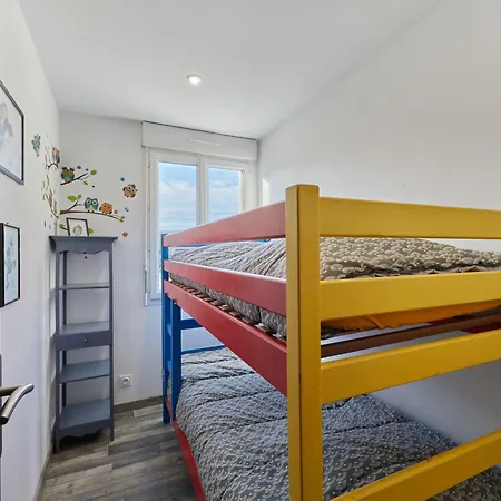 Lesaro By Interhome
